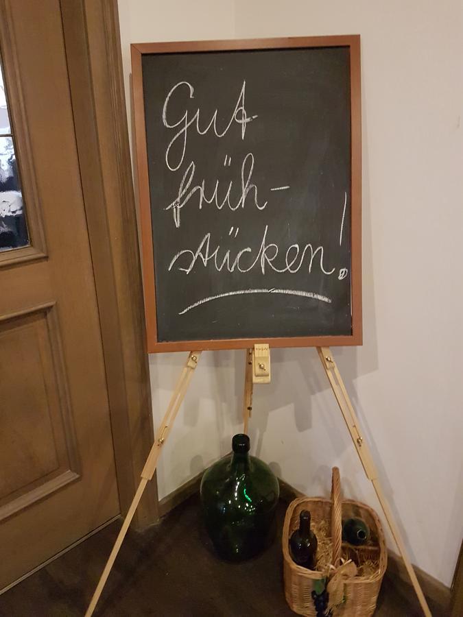 Hotel Holter Warstein Eksteriør billede