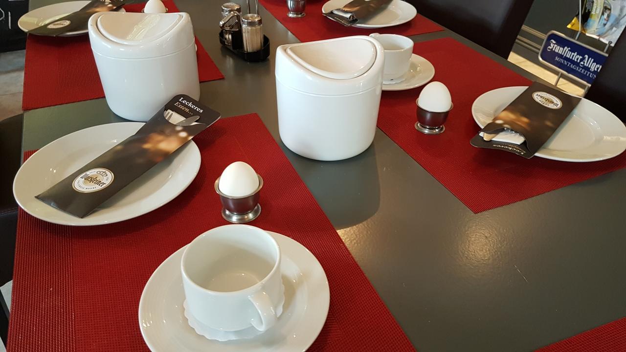 Hotel Holter Warstein Eksteriør billede